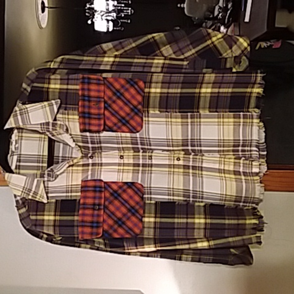 Easel Flannel Button Shirt